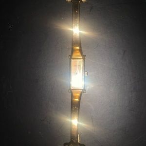 Women’s Gucci watch